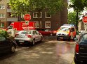 Feuerwehrmann verunglueckt Köln Kalk P11